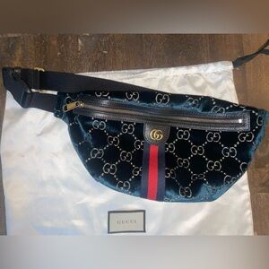 Gucci GG velvet belt bag